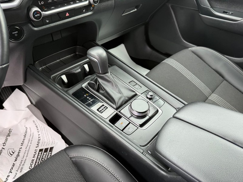 Mazda CX-50 Hybrid Vehicle Image 21