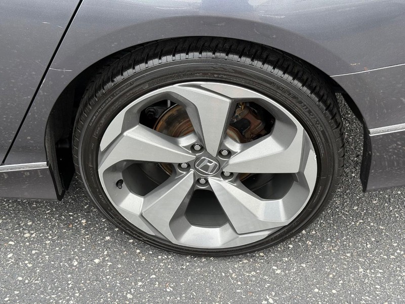 Honda Accord Sedan Vehicle Image 06