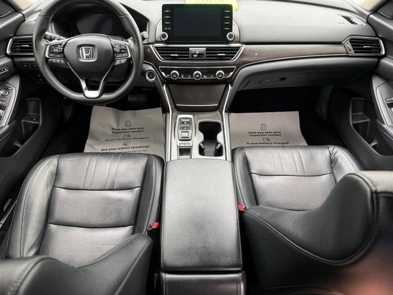 Honda Accord Sedan Vehicle Image 12