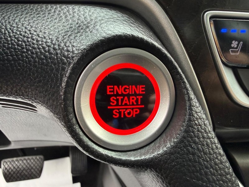 Honda Accord Sedan Vehicle Image 16