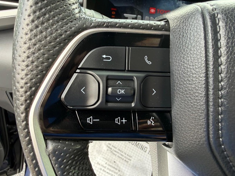 Toyota Tundra 4WD Vehicle Image 13