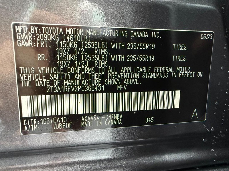 Toyota RAV4 Vehicle Image 29