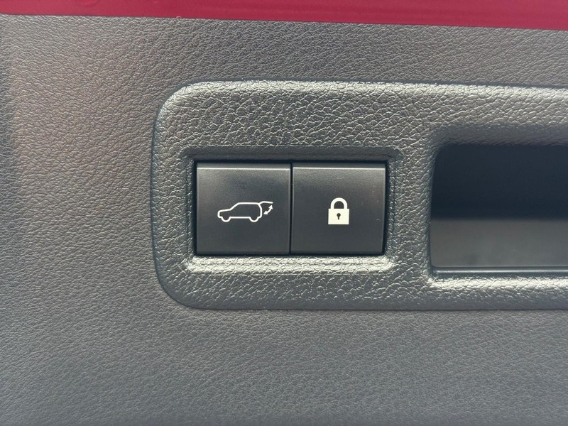 Lexus NX Vehicle Image 08