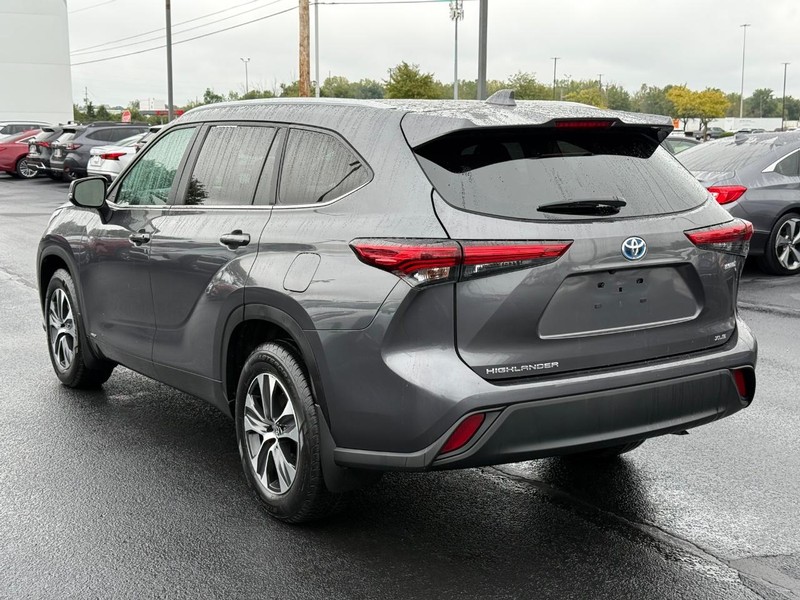 Toyota Highlander Vehicle Image 05