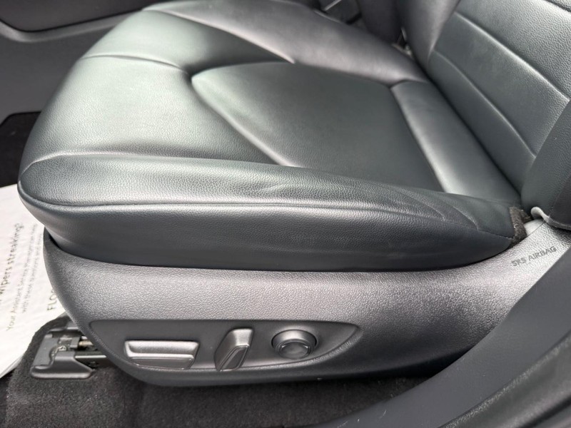 Toyota Highlander Vehicle Image 28
