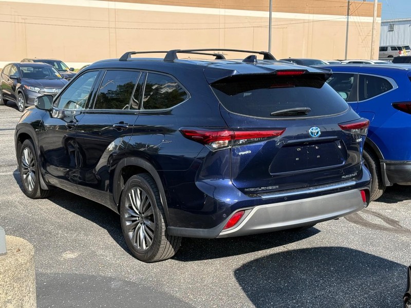Toyota Highlander Vehicle Image 03