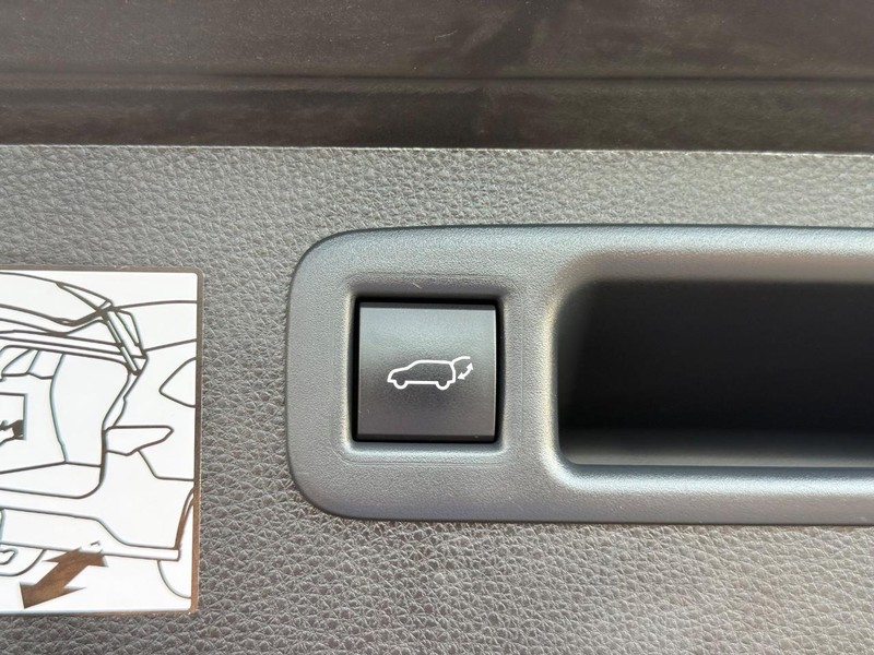 Toyota Highlander Vehicle Image 08