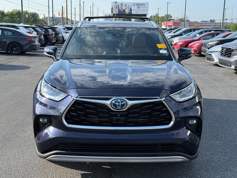 Toyota Highlander Vehicle Image 10