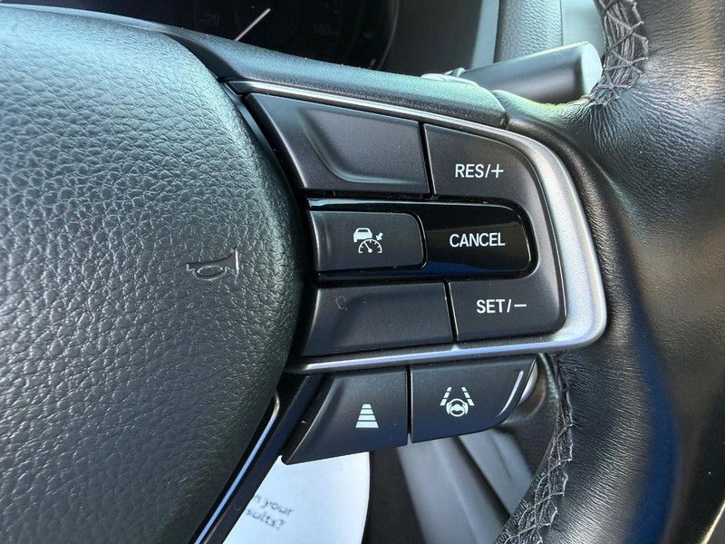 Honda Accord Sedan Vehicle Image 14