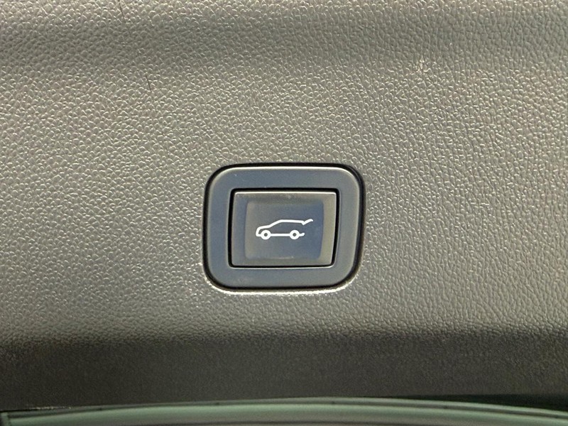 Chevrolet Tahoe Vehicle Image 08
