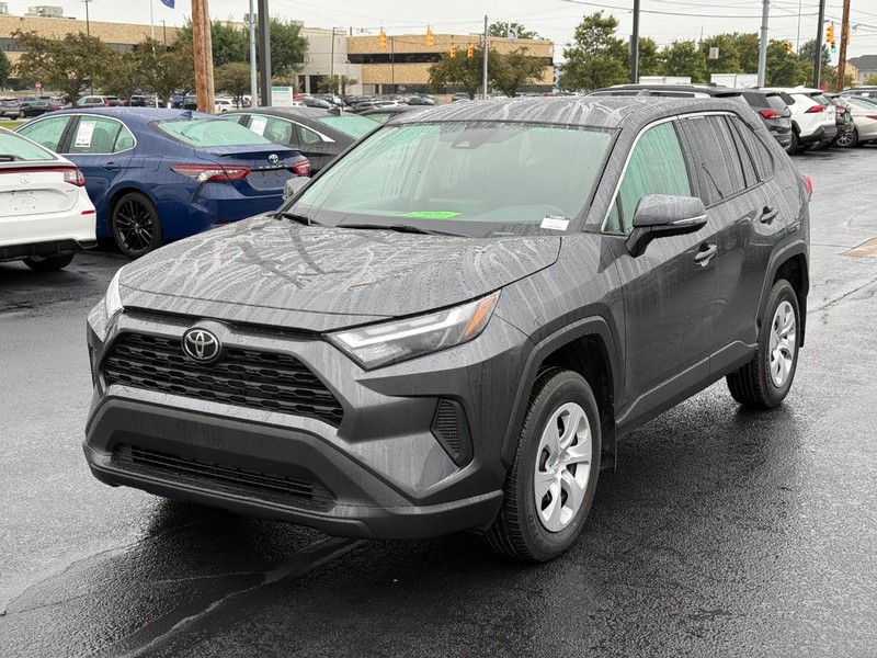 Toyota RAV4 Vehicle Image 08