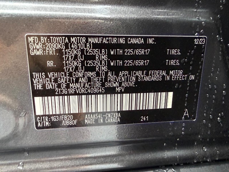 Toyota RAV4 Vehicle Image 24