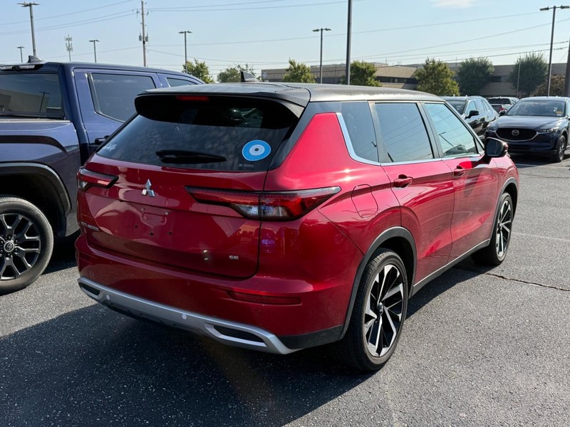 Mitsubishi Outlander Vehicle Image 04