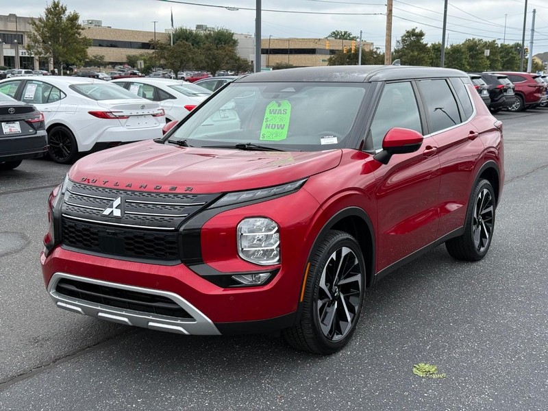 Mitsubishi Outlander Vehicle Image 09