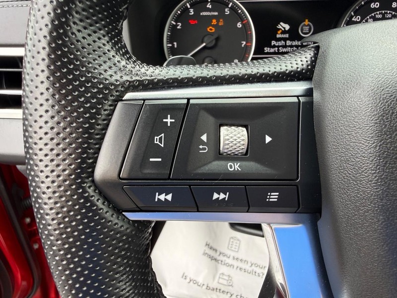 Mitsubishi Outlander Vehicle Image 14