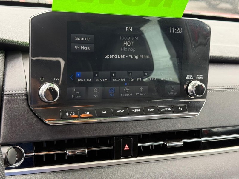 Mitsubishi Outlander Vehicle Image 18