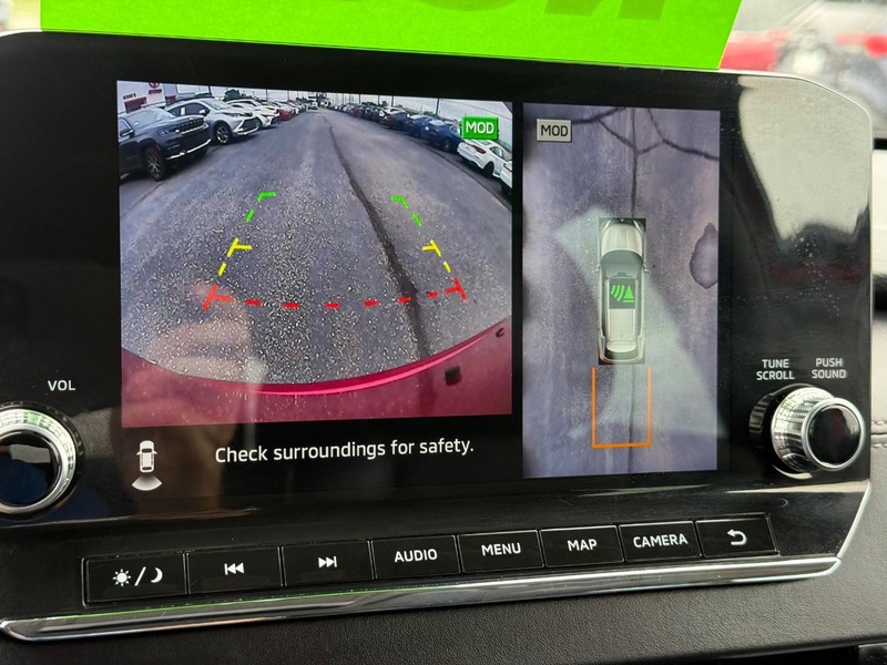 Mitsubishi Outlander Vehicle Image 19