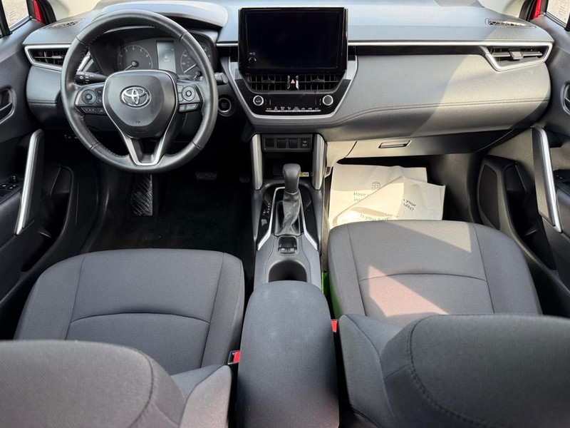 Toyota Corolla Cross Vehicle Image 11
