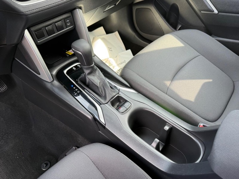 Toyota Corolla Cross Vehicle Image 18