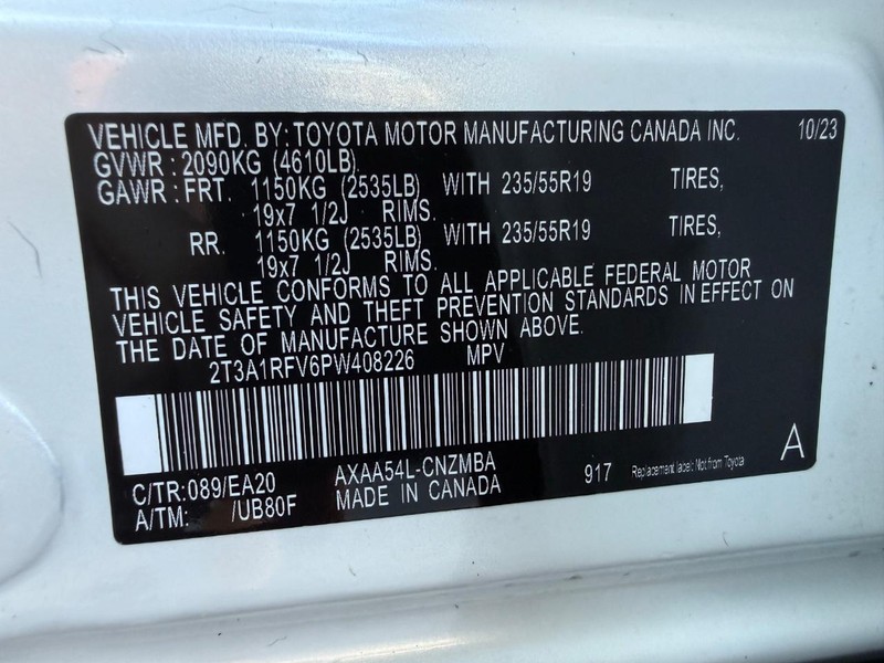 Toyota RAV4 Vehicle Image 29