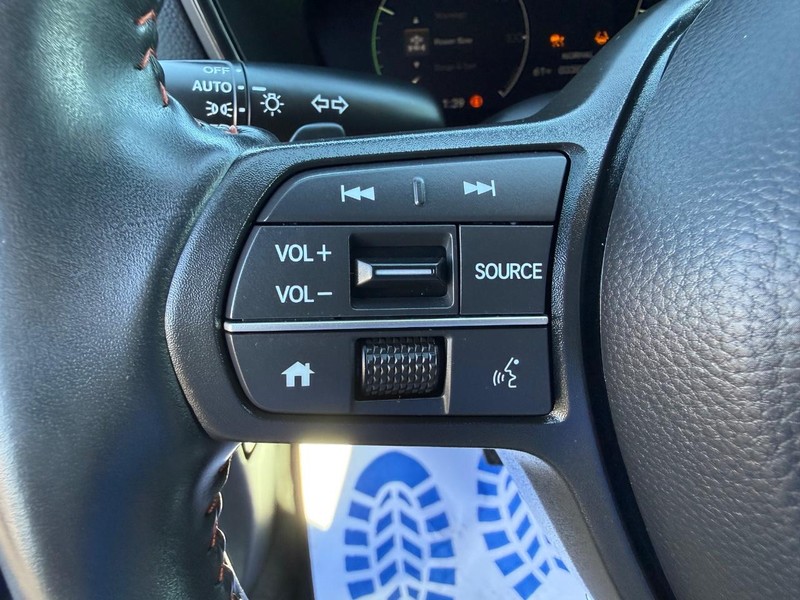Honda CR-V Hybrid Vehicle Image 14