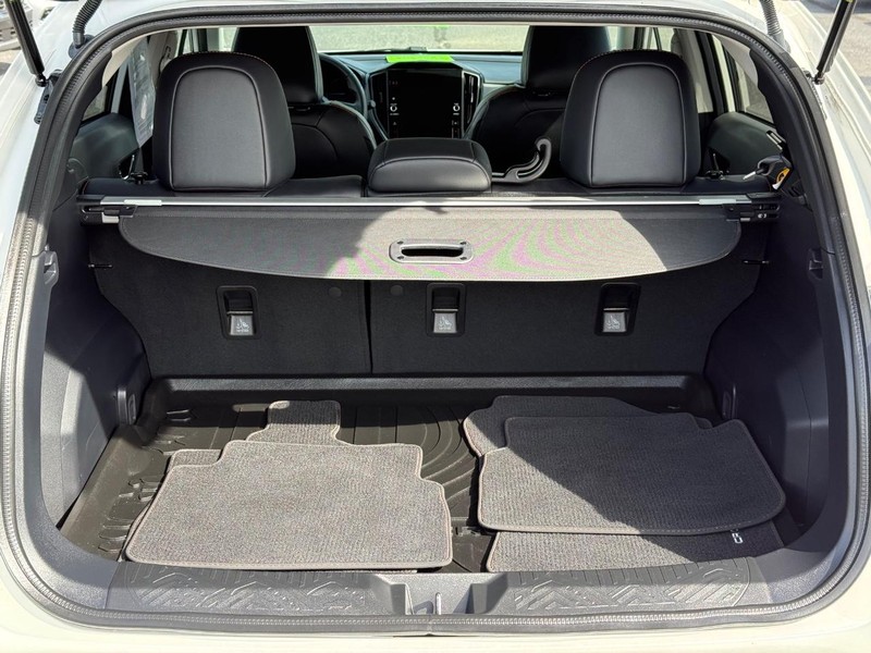 Subaru Crosstrek Vehicle Image 07