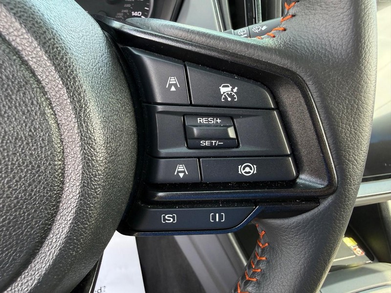 Subaru Crosstrek Vehicle Image 14