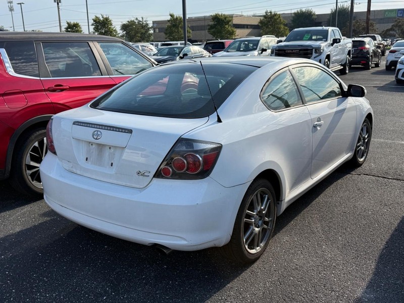 Scion tC Vehicle Image 04