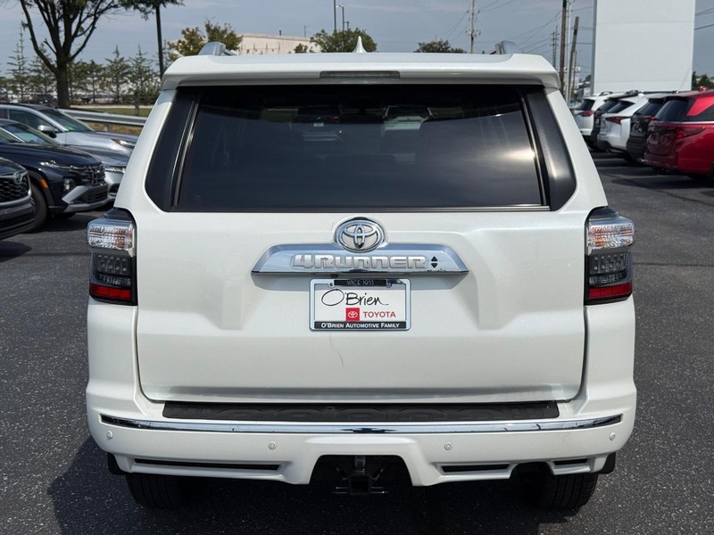 Toyota 4Runner Vehicle Image 04