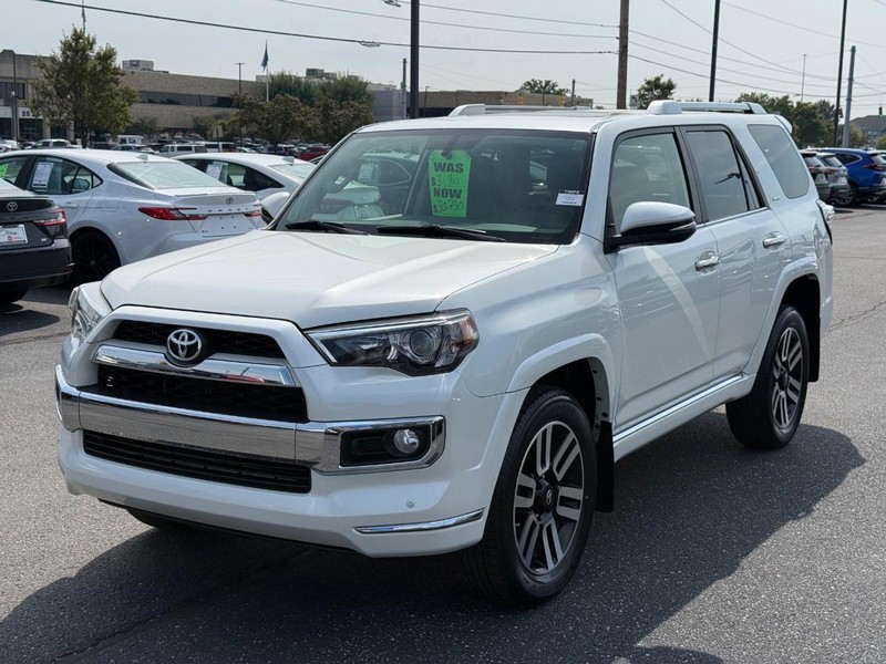 Toyota 4Runner Vehicle Image 08