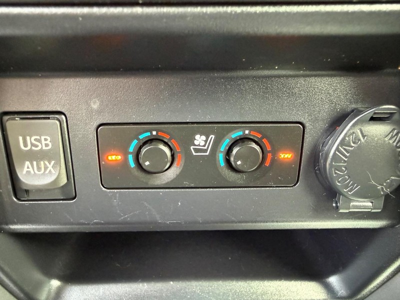 Toyota 4Runner Vehicle Image 17
