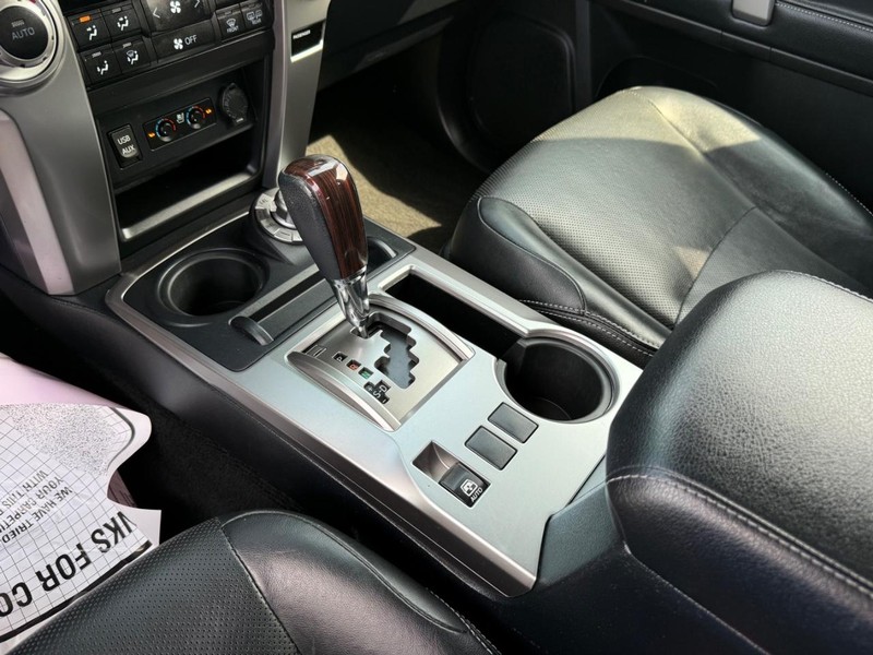 Toyota 4Runner Vehicle Image 20