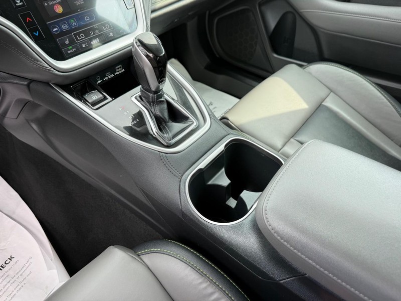 Subaru Outback Vehicle Image 19