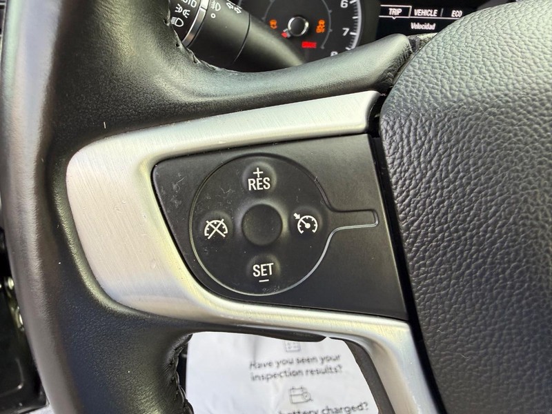 GMC Acadia Vehicle Image 15