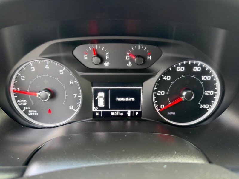 GMC Acadia Vehicle Image 24