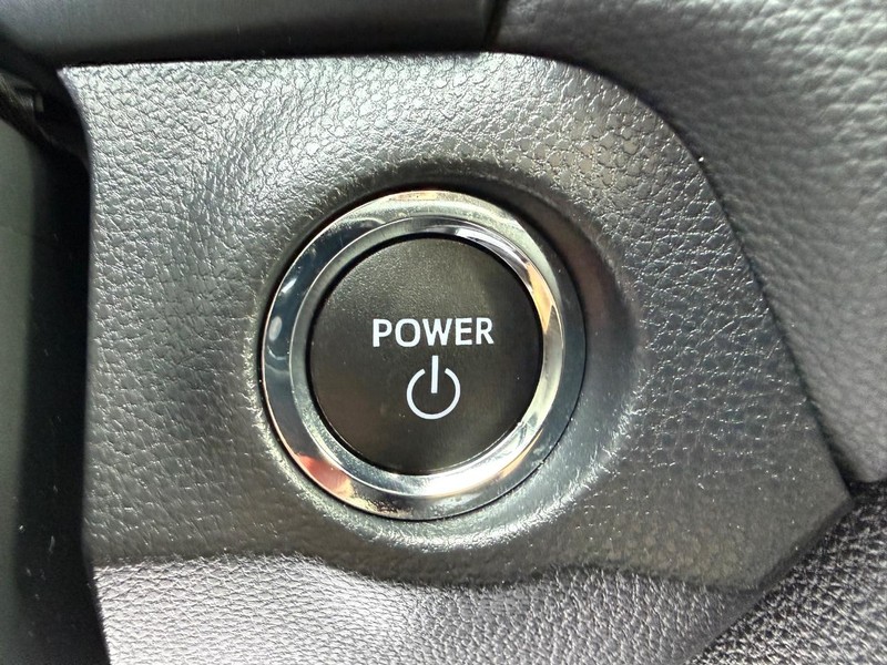 Toyota RAV4 Vehicle Image 17