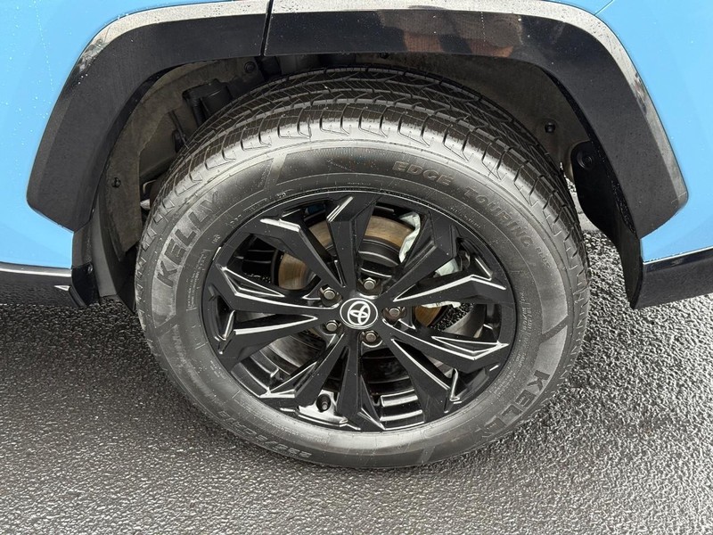 Toyota RAV4 Vehicle Image 06