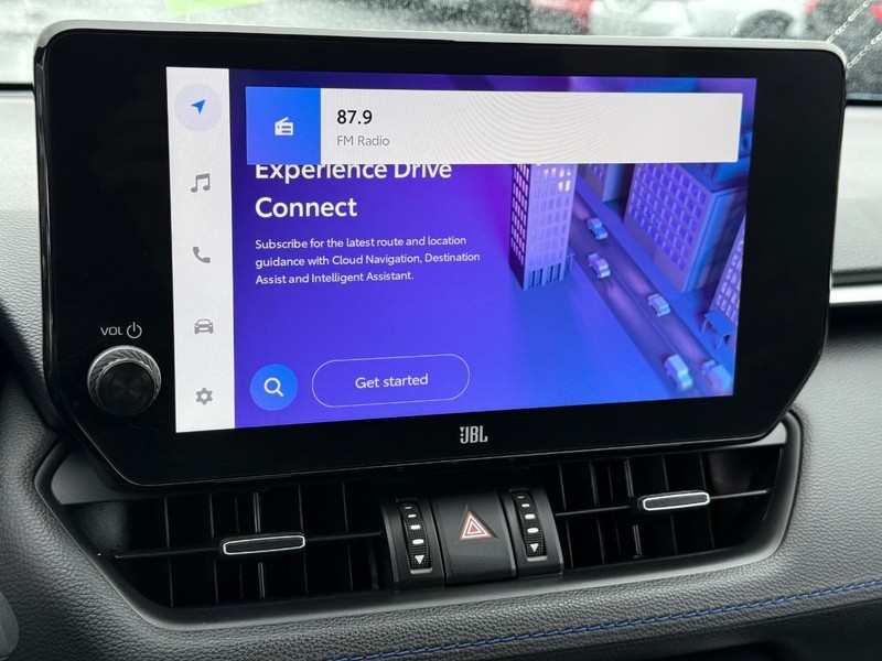 Toyota RAV4 Vehicle Image 19