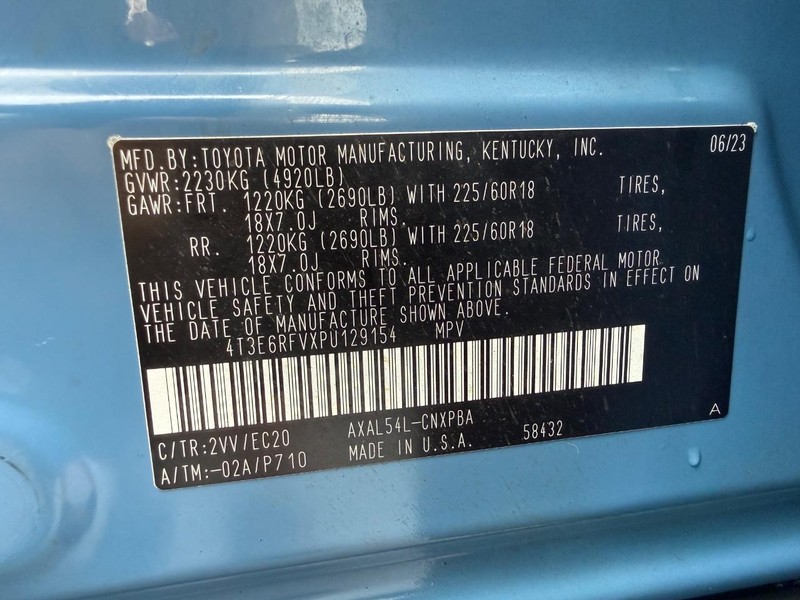 Toyota RAV4 Vehicle Image 29