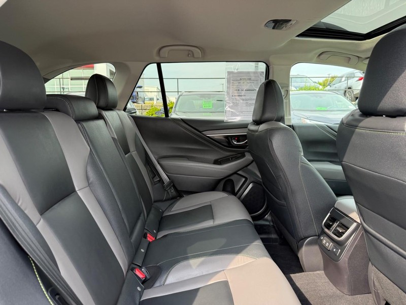 Subaru Outback Vehicle Image 11