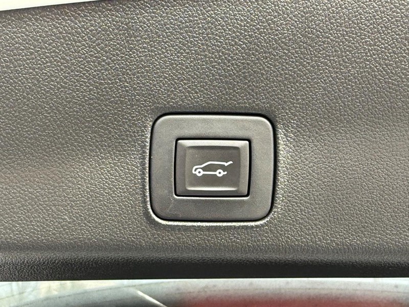 Chevrolet TrailBlazer Vehicle Full-screen Gallery Image 08