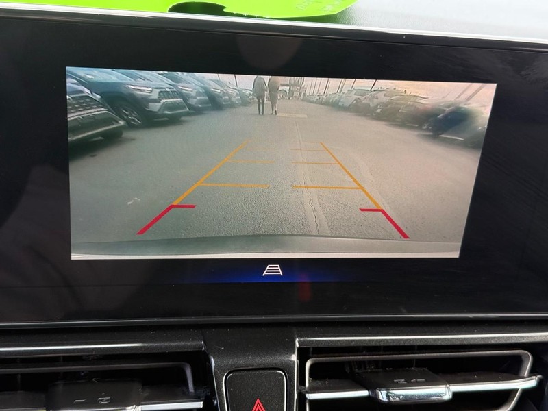 Chevrolet TrailBlazer Vehicle Full-screen Gallery Image 19