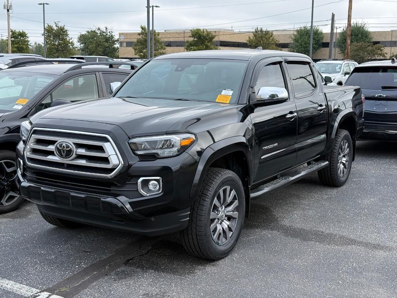 Toyota Tacoma 4WD Vehicle Image 02