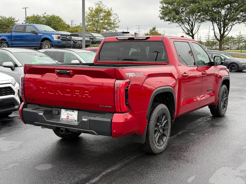 Toyota Tundra 4WD Vehicle Image 03