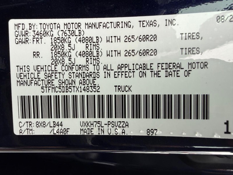 Toyota Tundra 4WD Vehicle Image 21