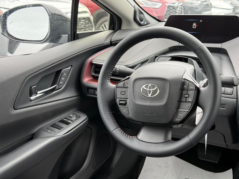 Toyota Prius Plug-In Hybrid Vehicle Image 06