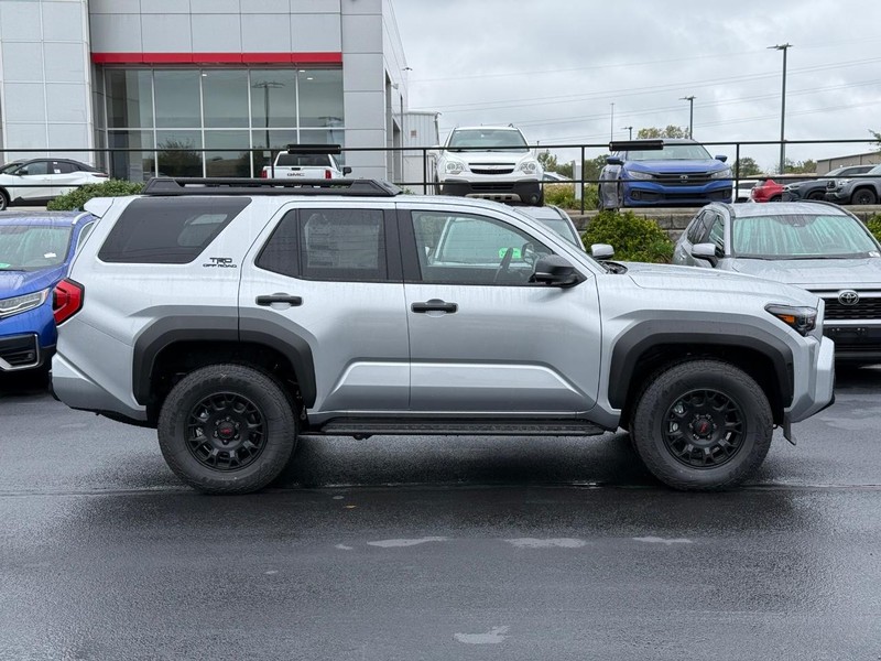 Toyota 4Runner Vehicle Image 02