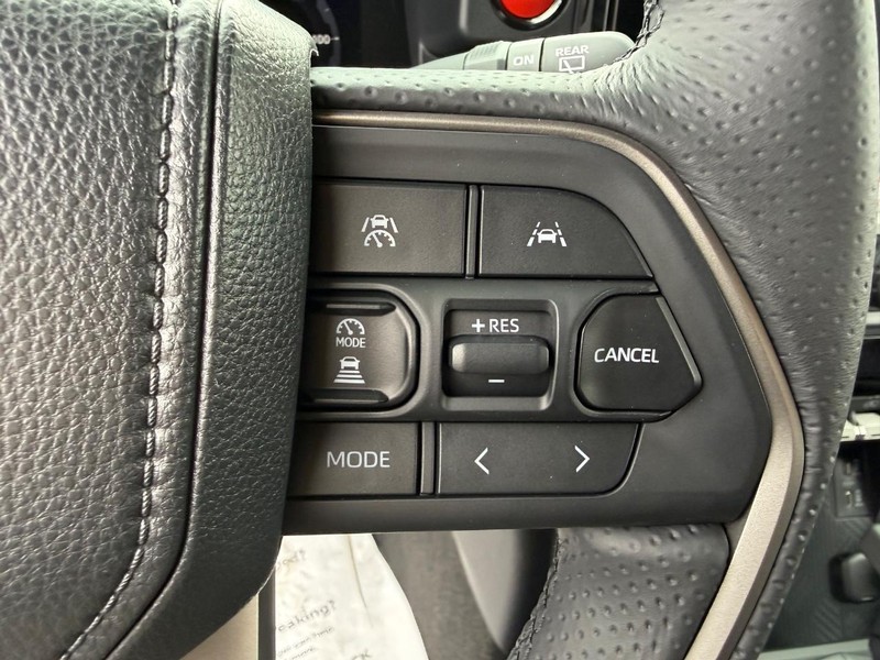 Toyota 4Runner Vehicle Image 09