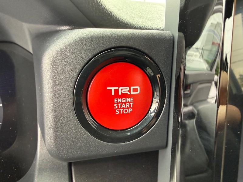 Toyota 4Runner Vehicle Image 10