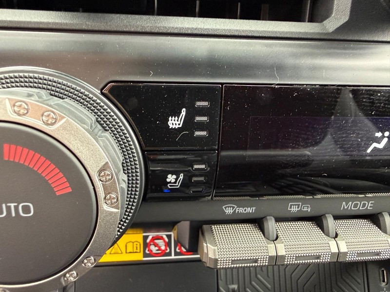 Toyota 4Runner Vehicle Image 11